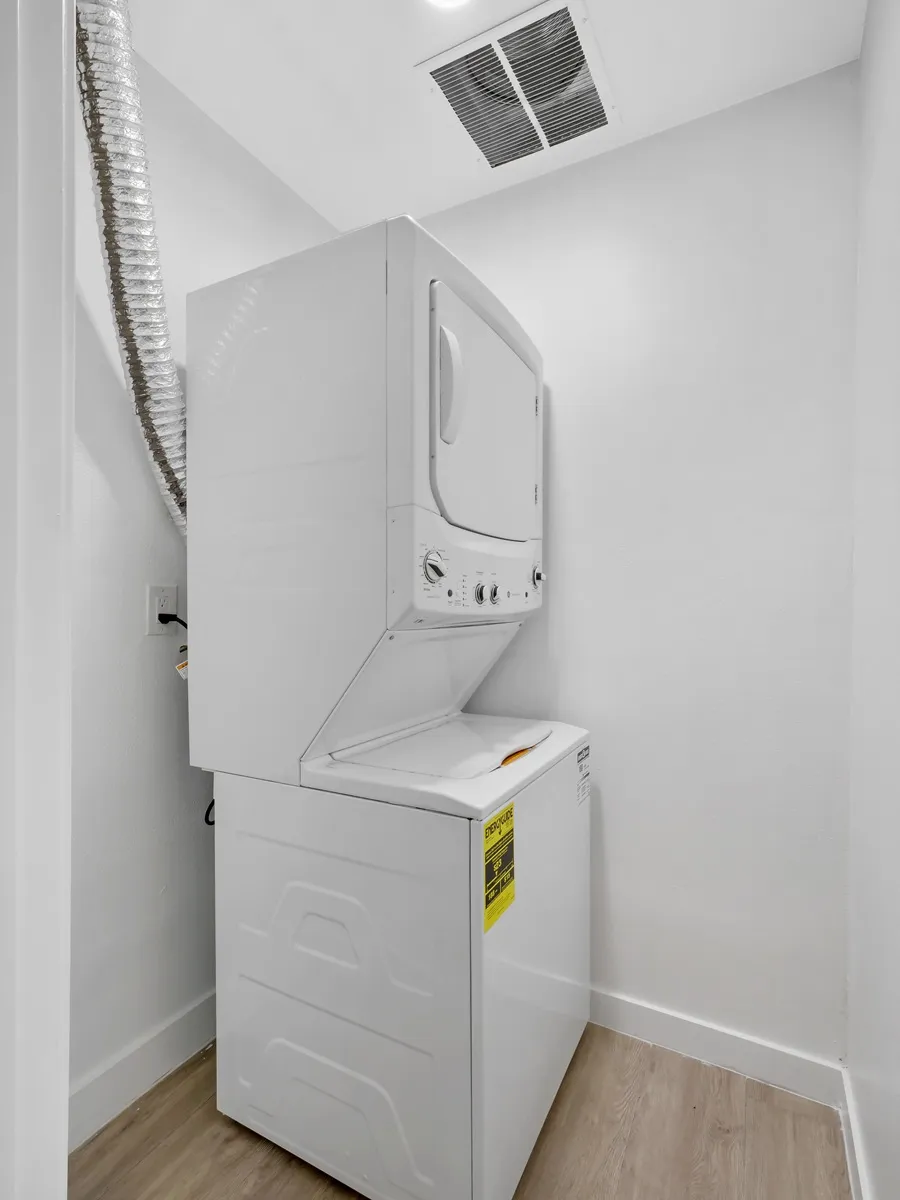 property for rent #11