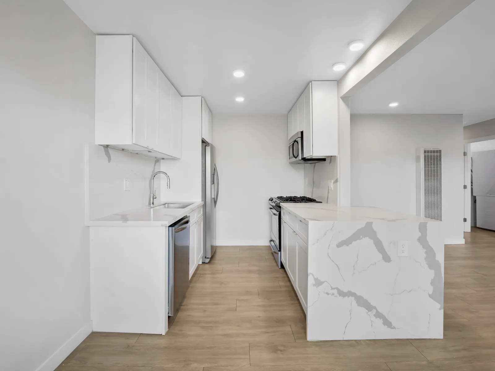 property for rent #1