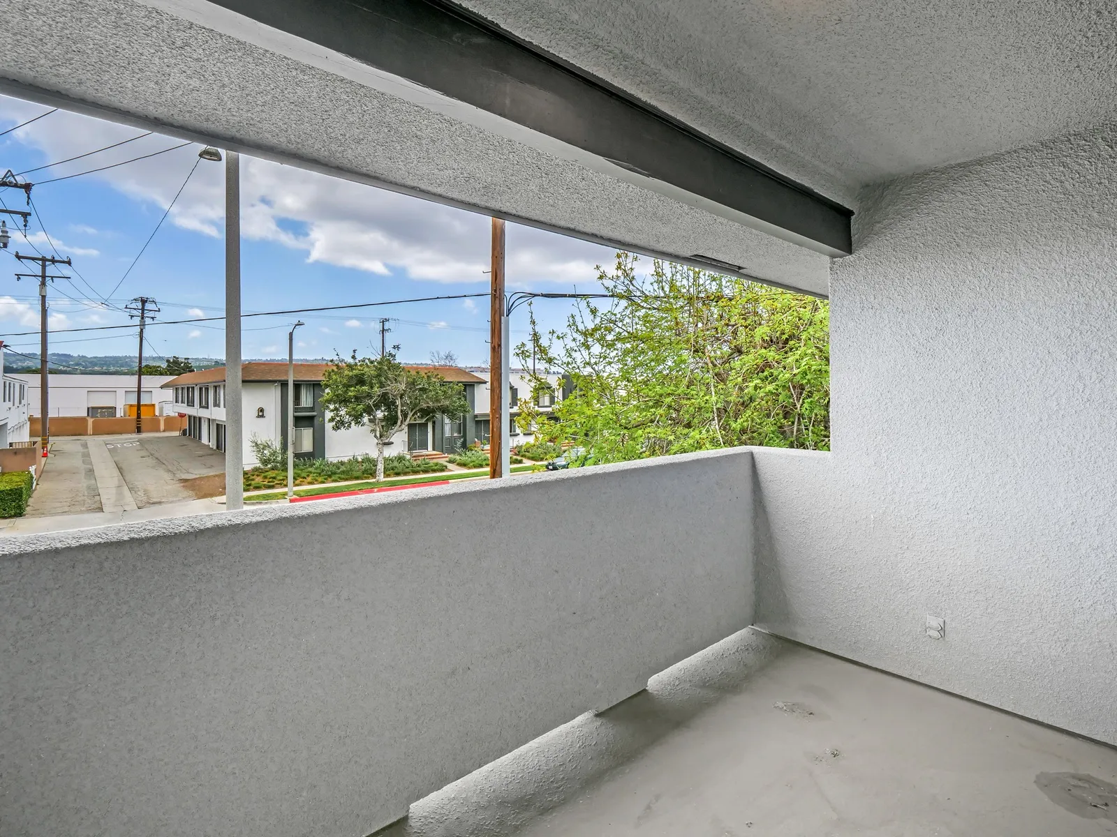 property for rent #15