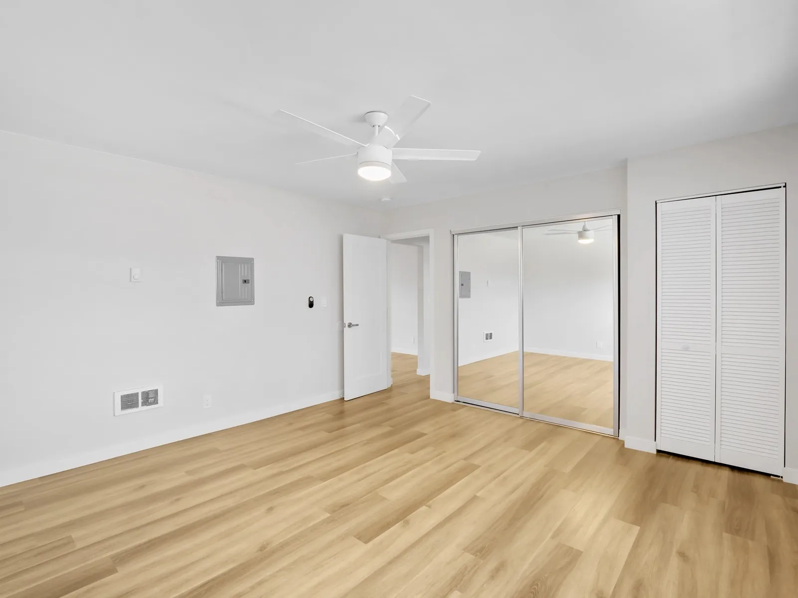 property for rent #15