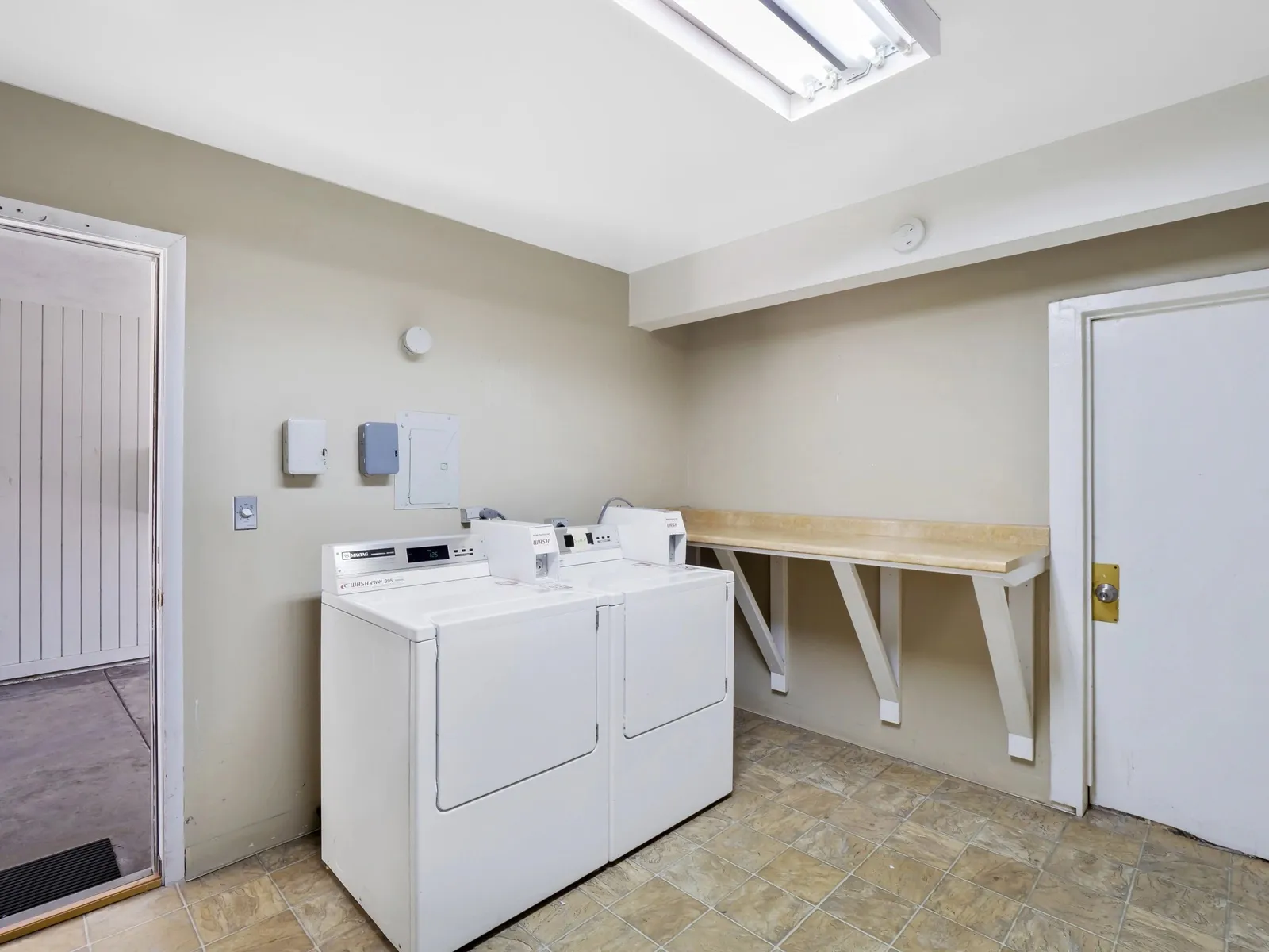 property for rent #25