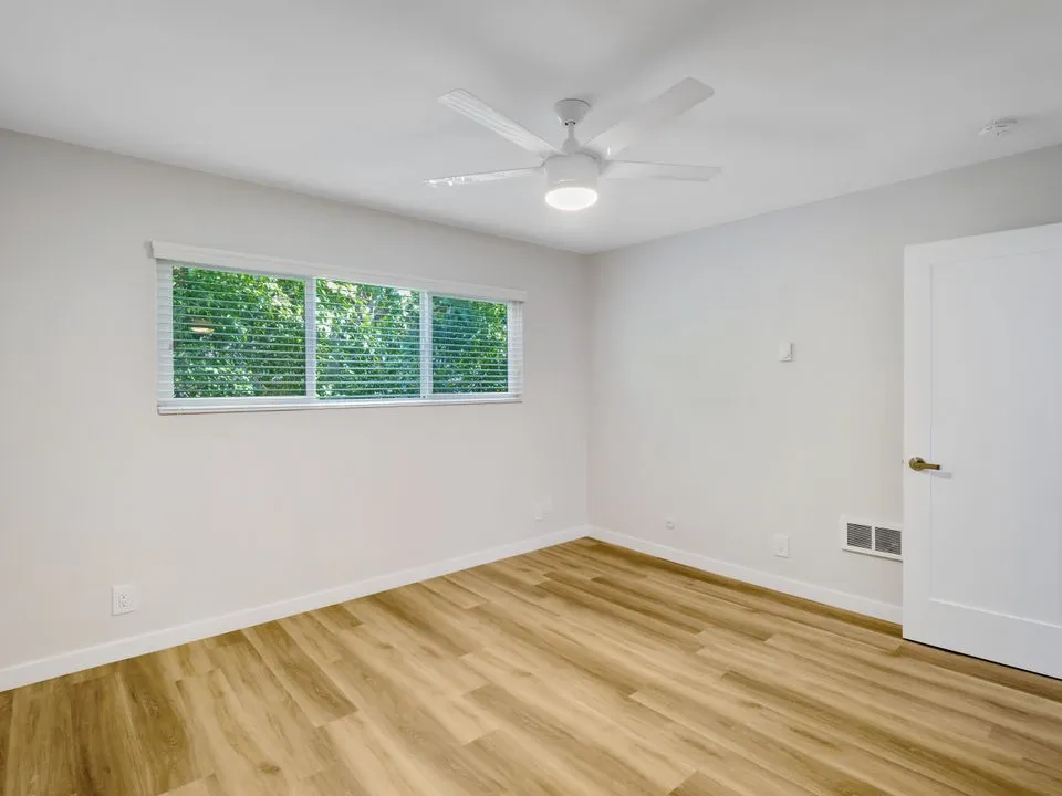 property for rent #20