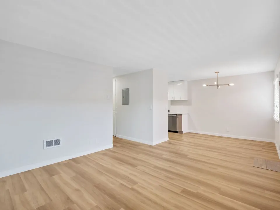 property for rent #18