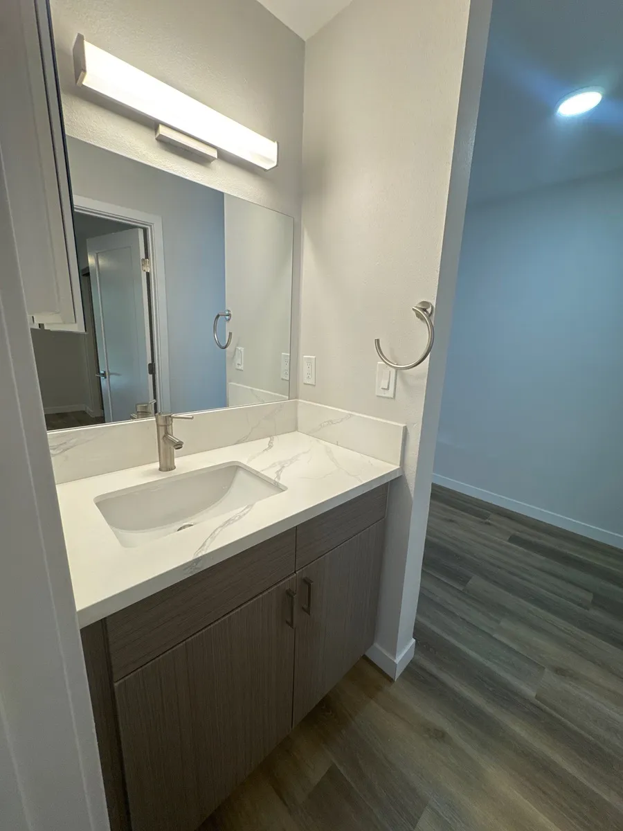 property for rent #16