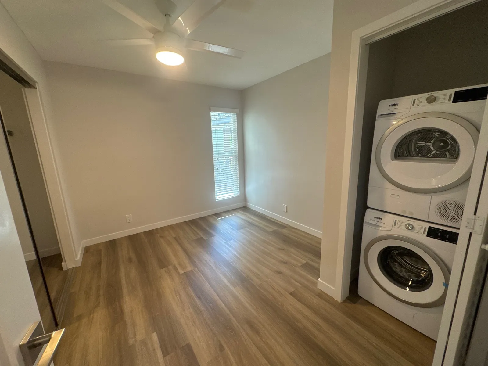 property for rent #12