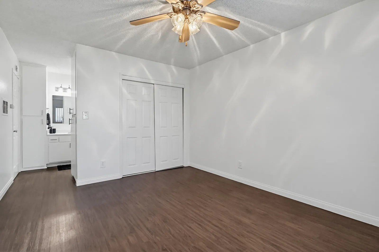 property for rent #9