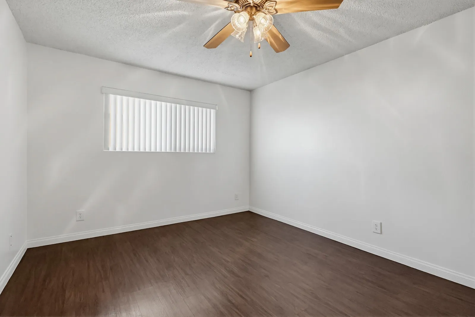 property for rent #10