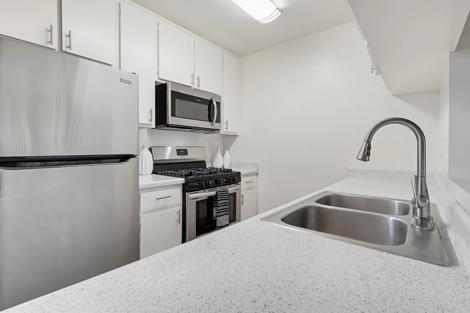 property for rent #2