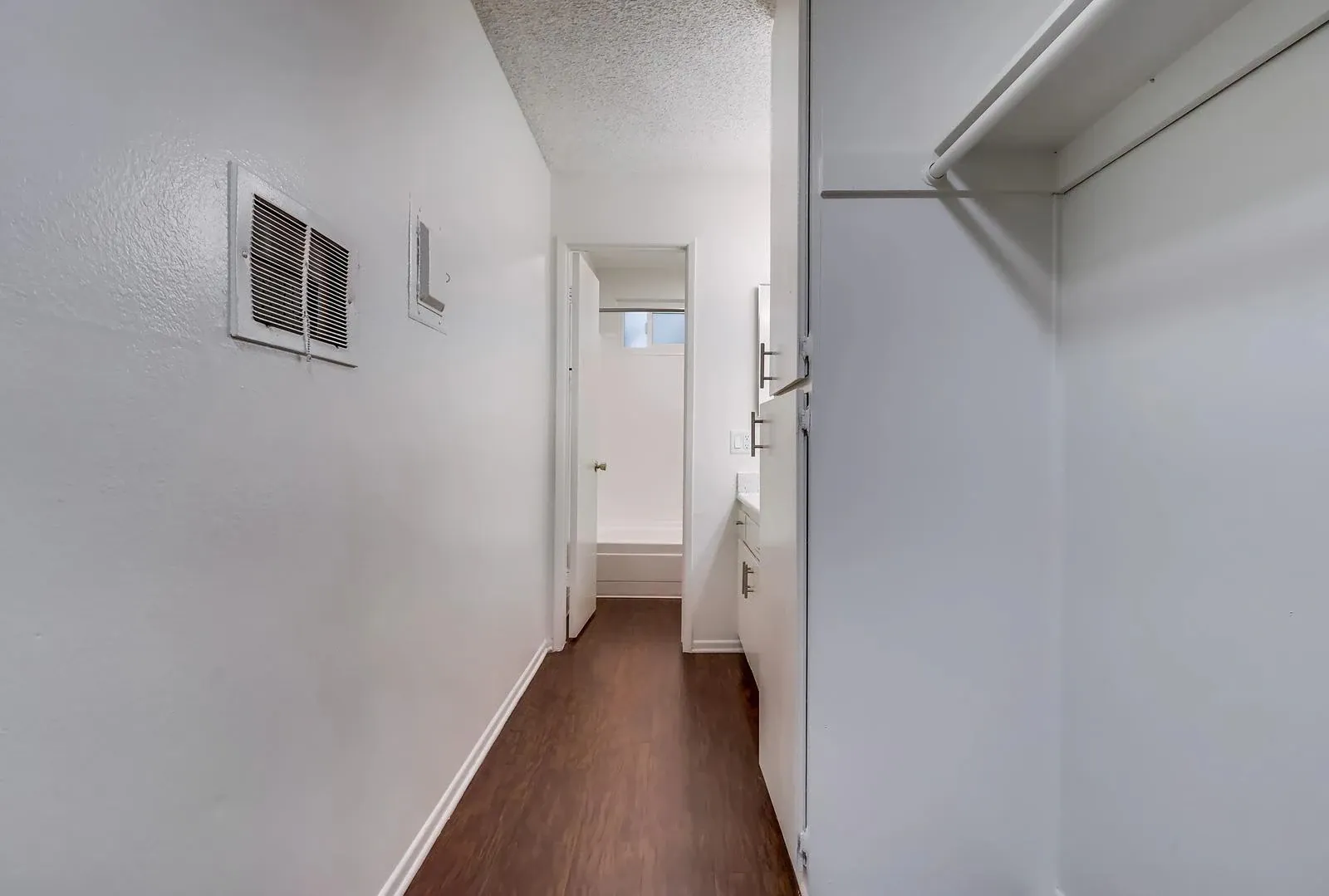 property for rent #16