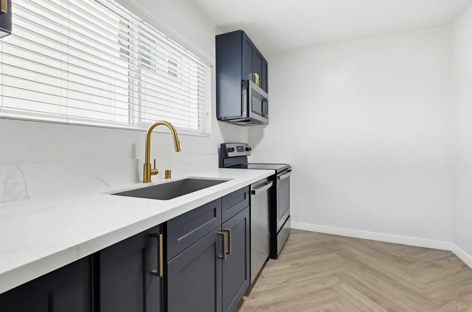 property for rent #1