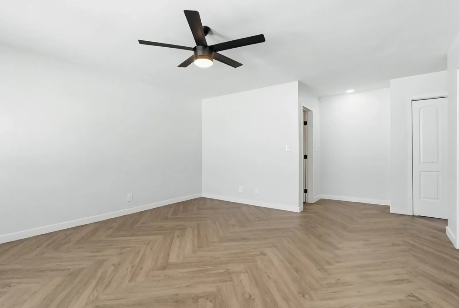 property for rent #11