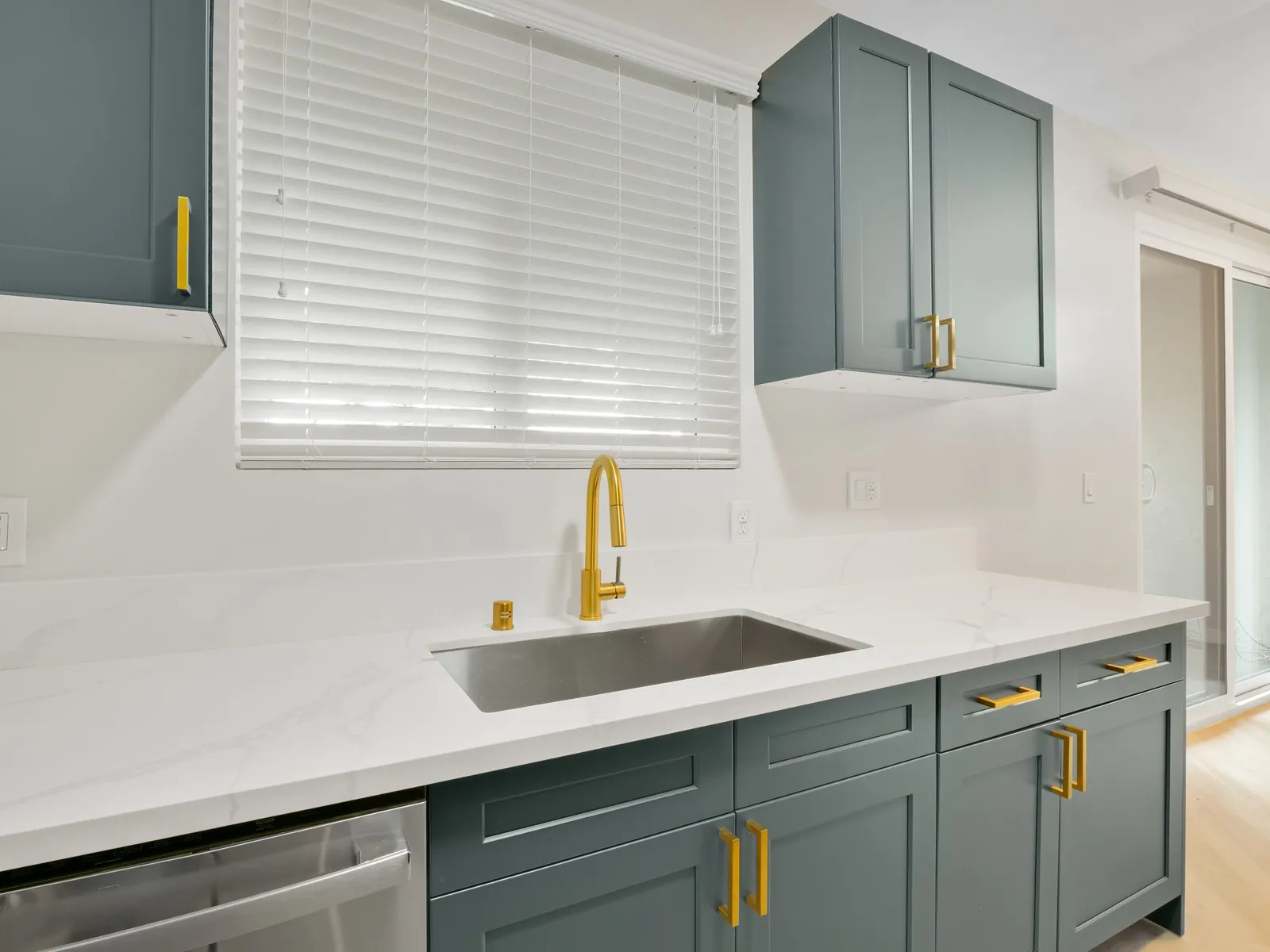 property for rent #2