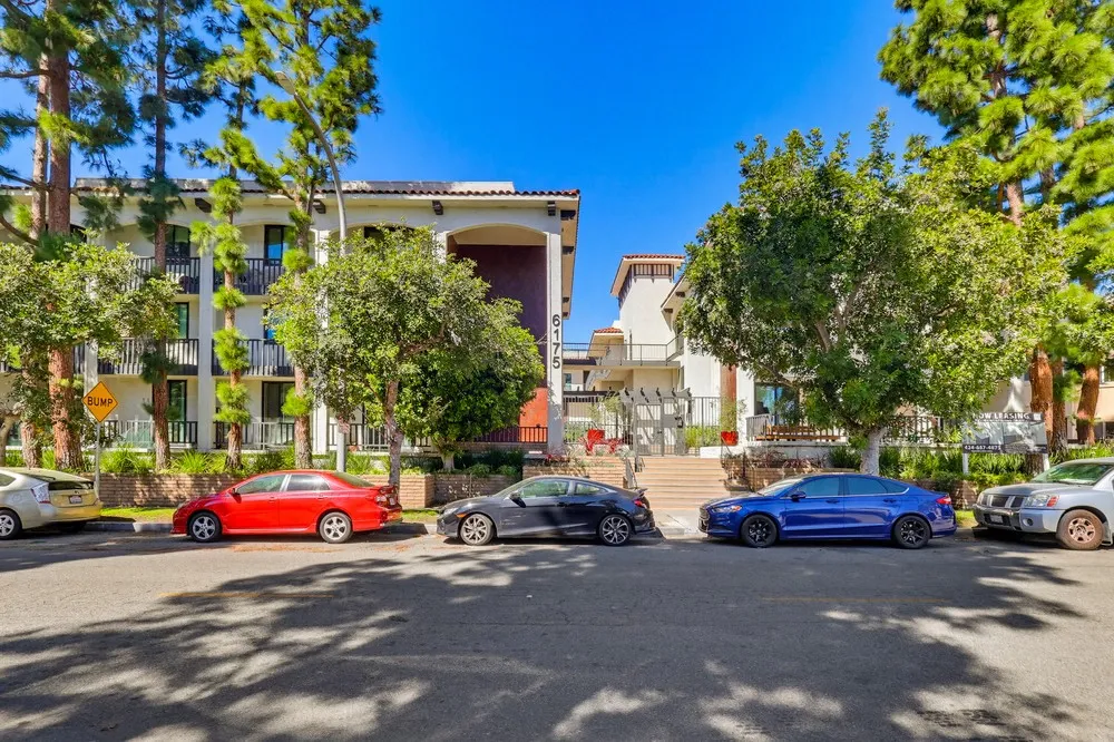 property for rent #32