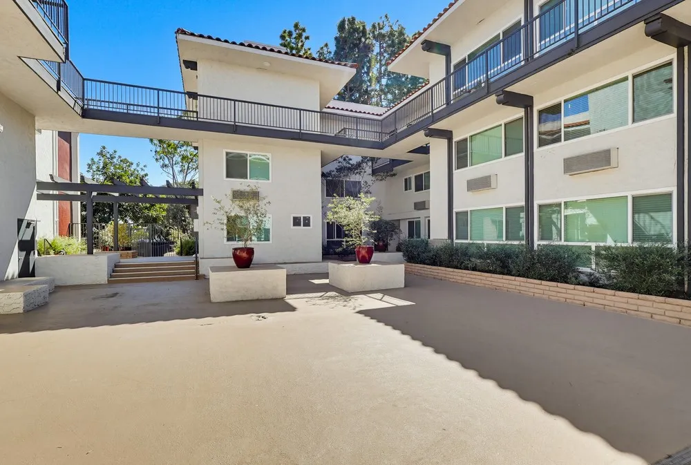 property for rent #17