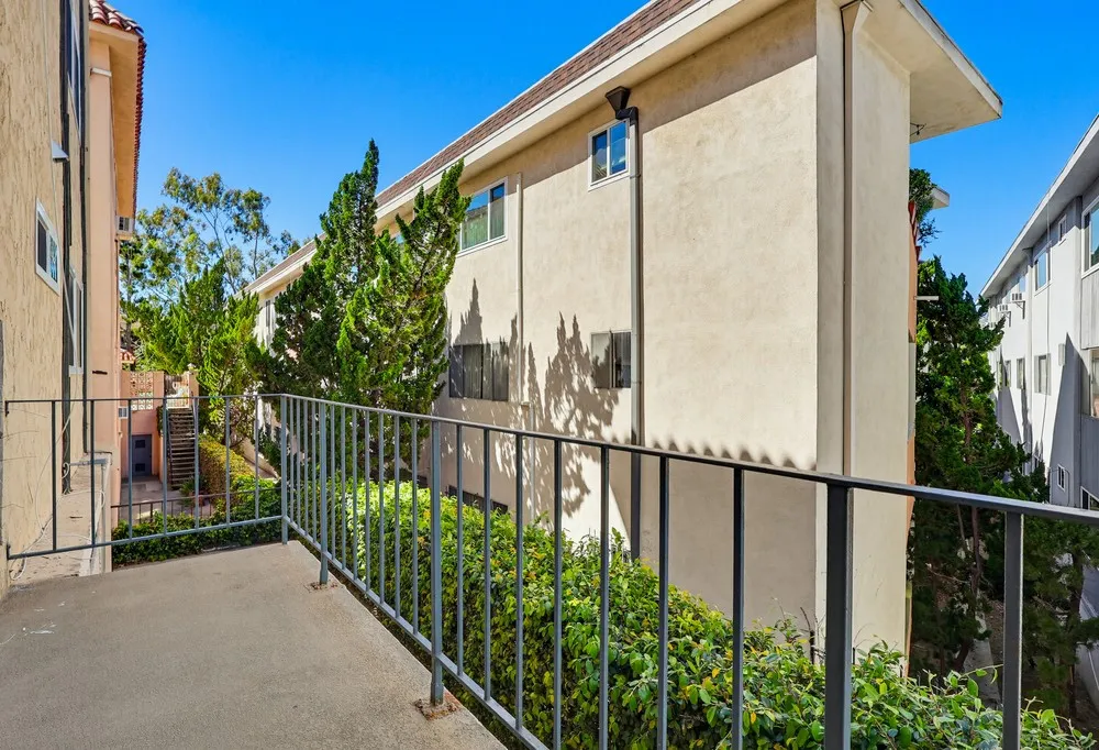 property for rent #23