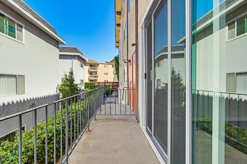 property for rent #22