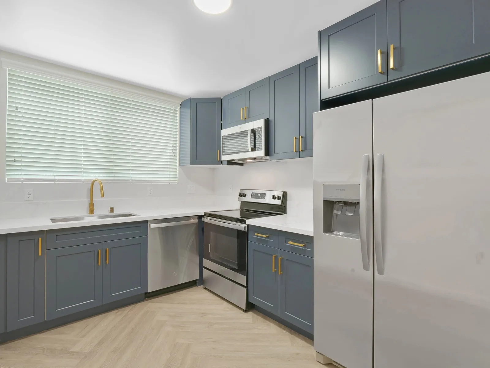 property for rent #8