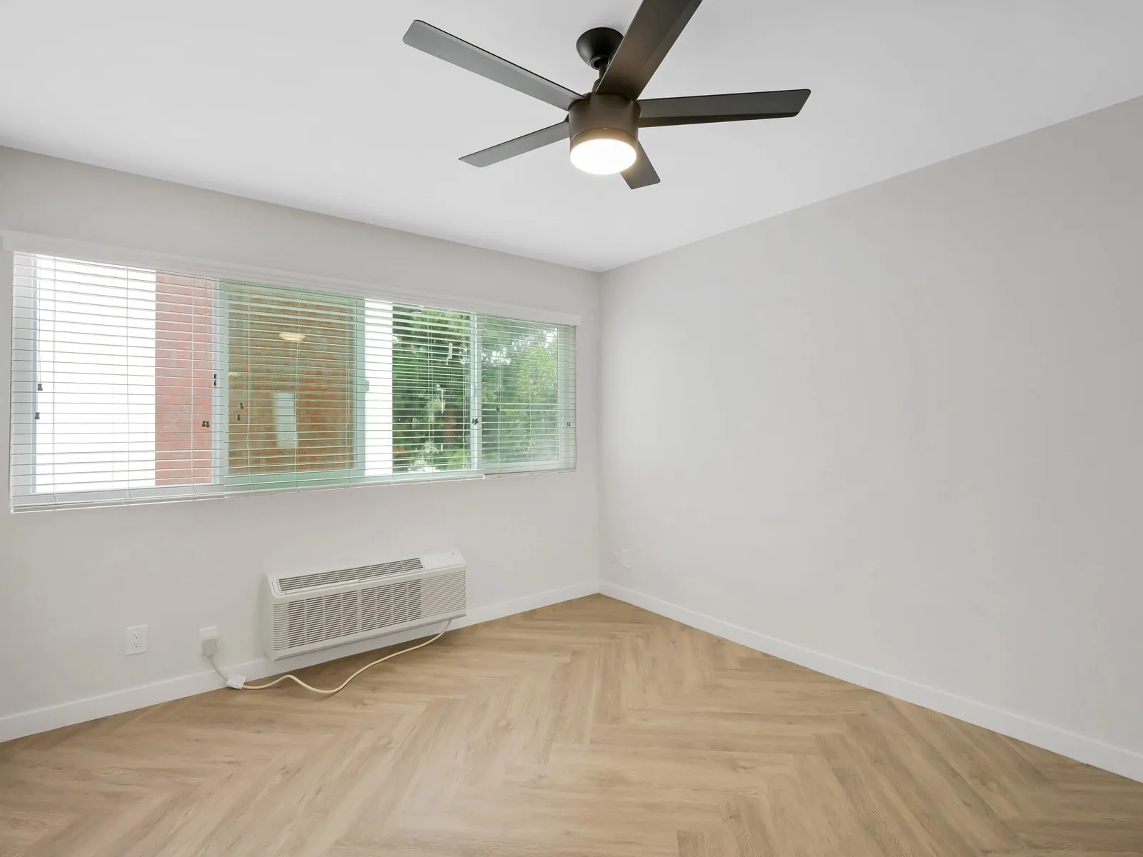 property for rent #16