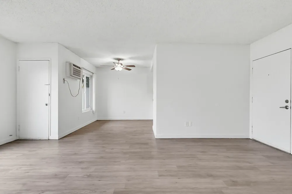 property for rent #11