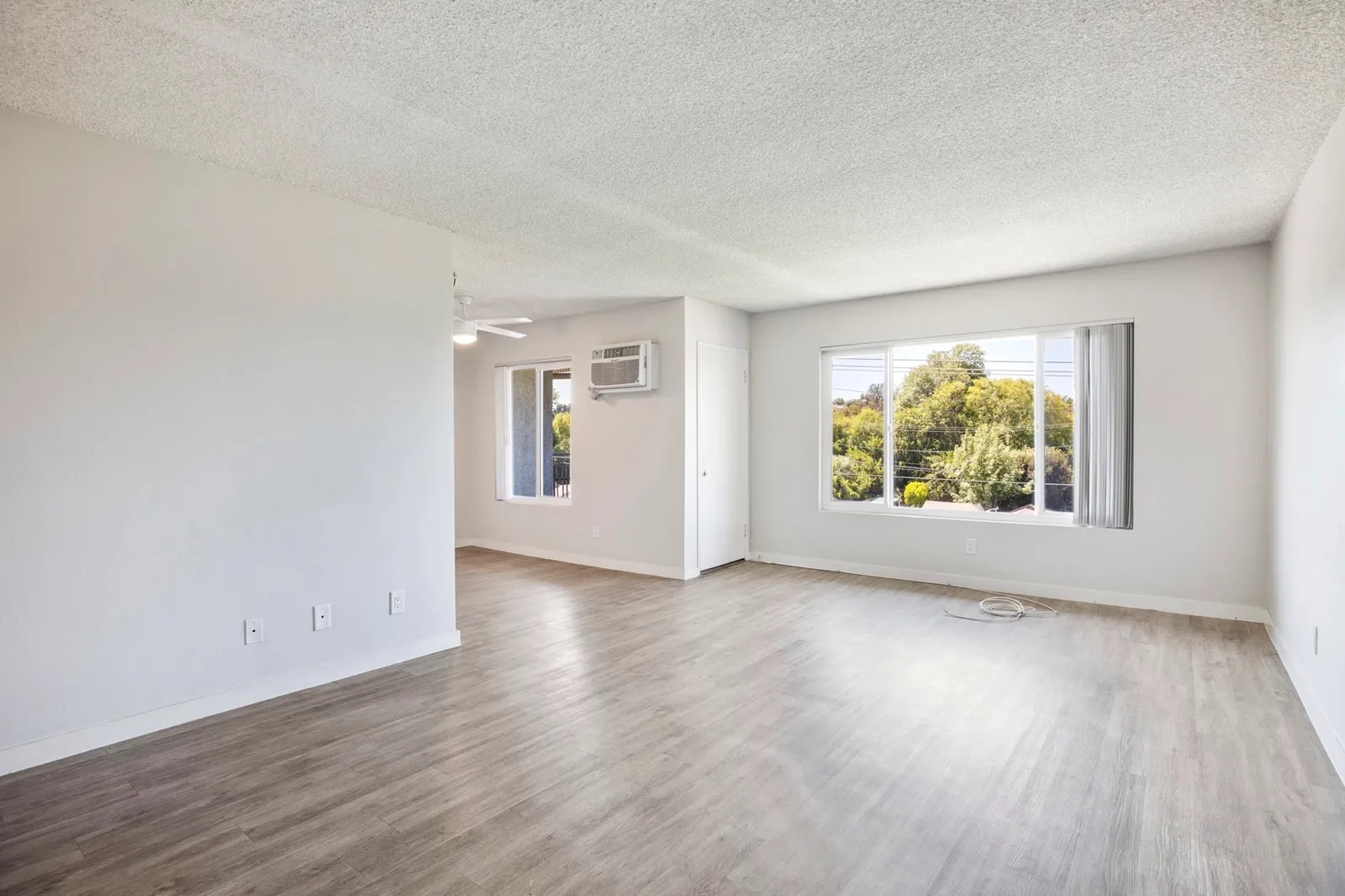 property for rent #10