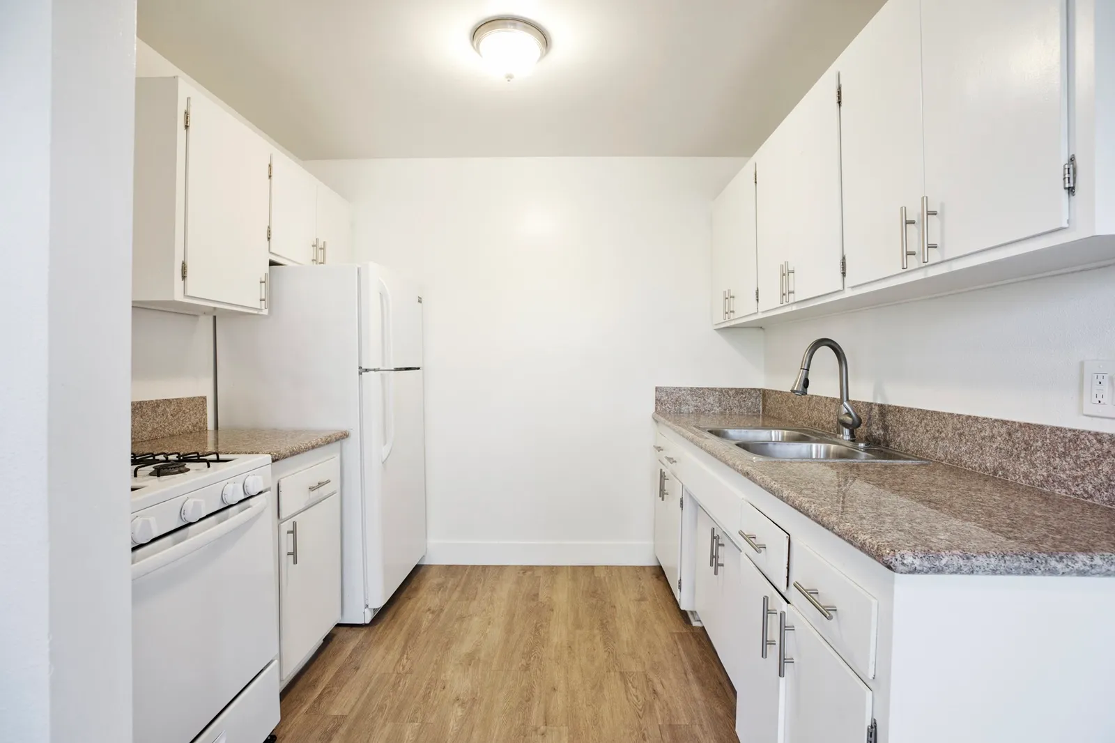 property for rent #30