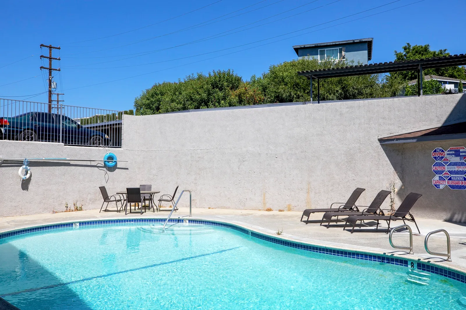 property for rent #4