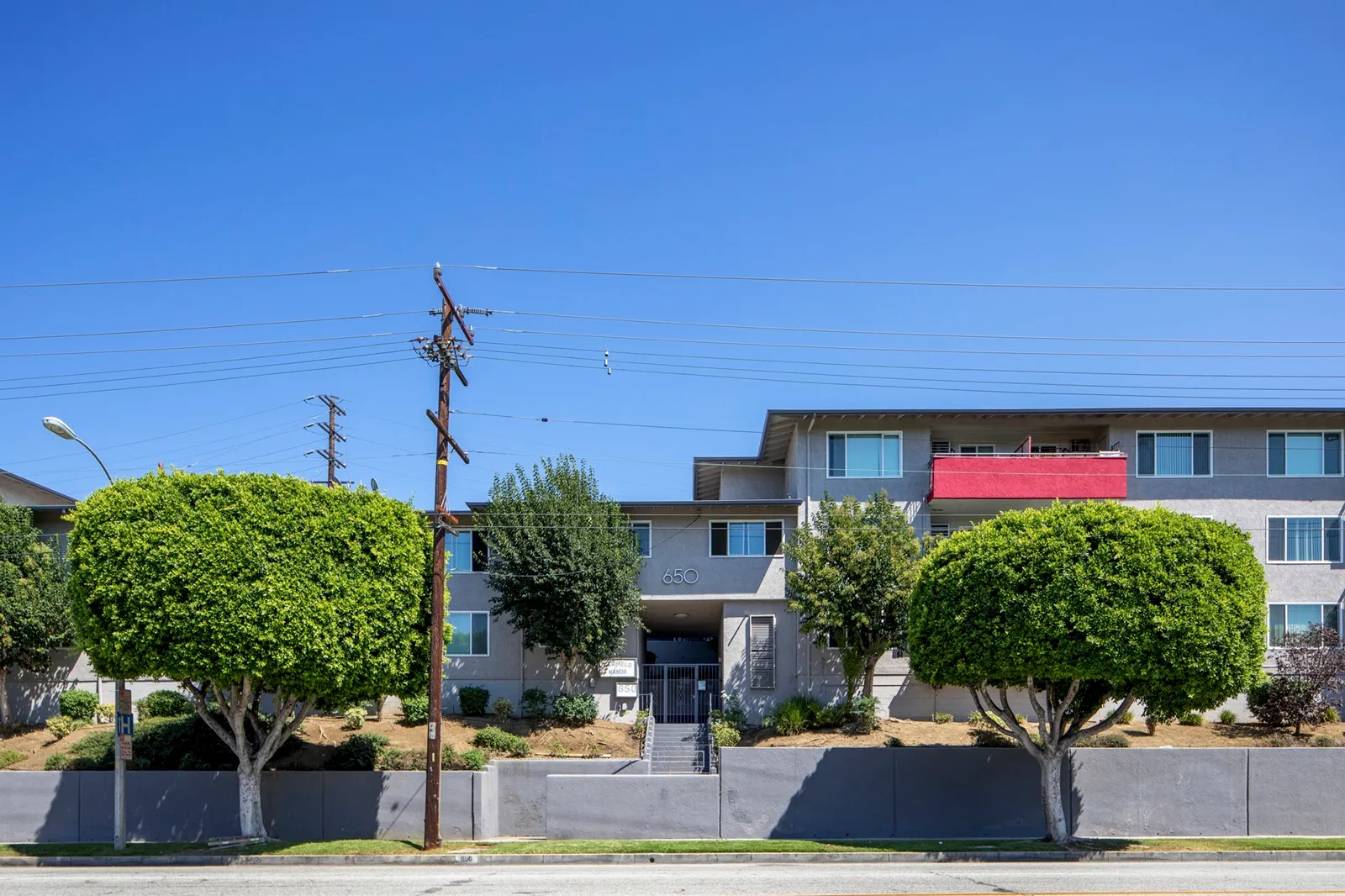 property for rent #12