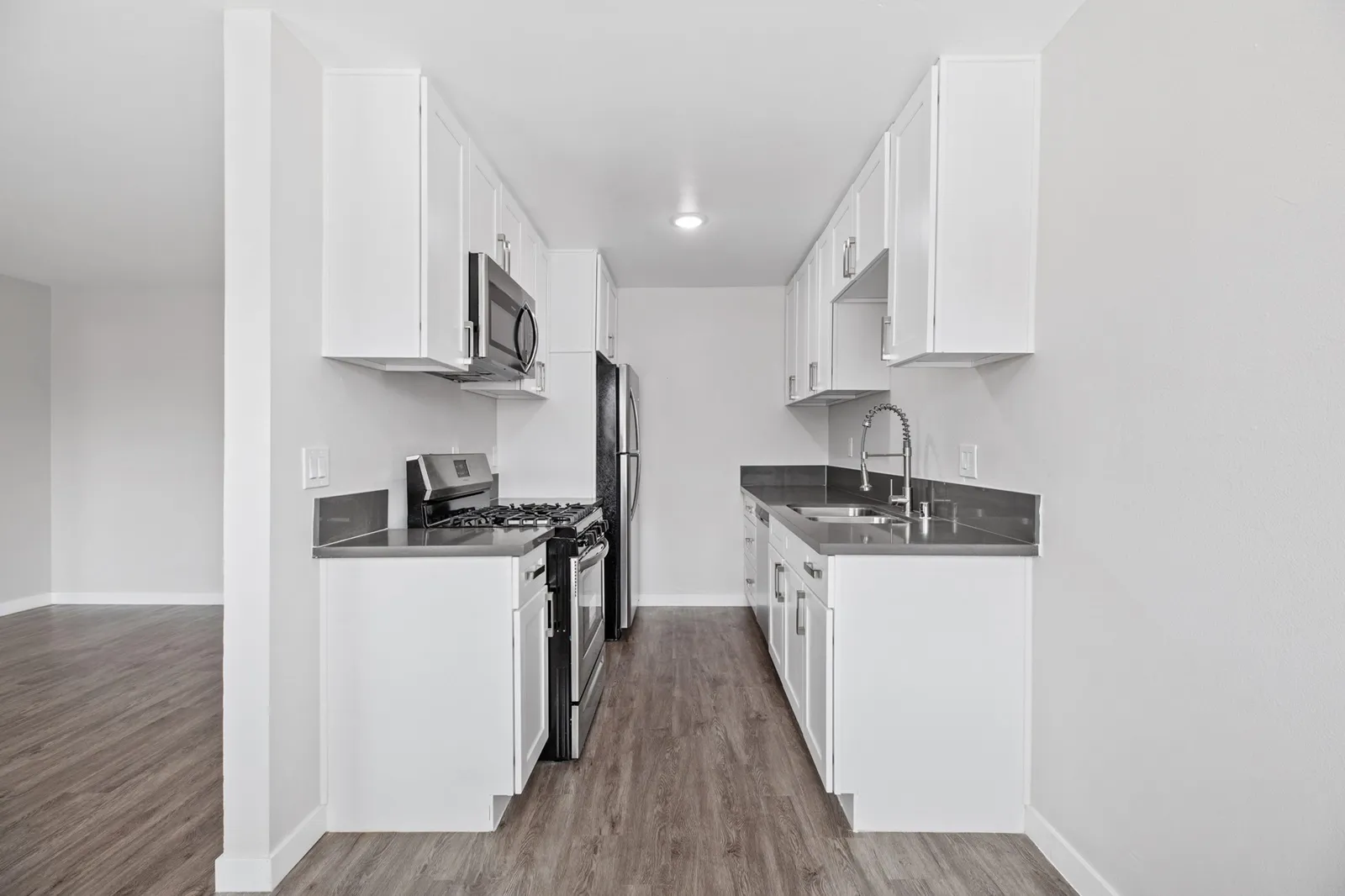 property for rent #10