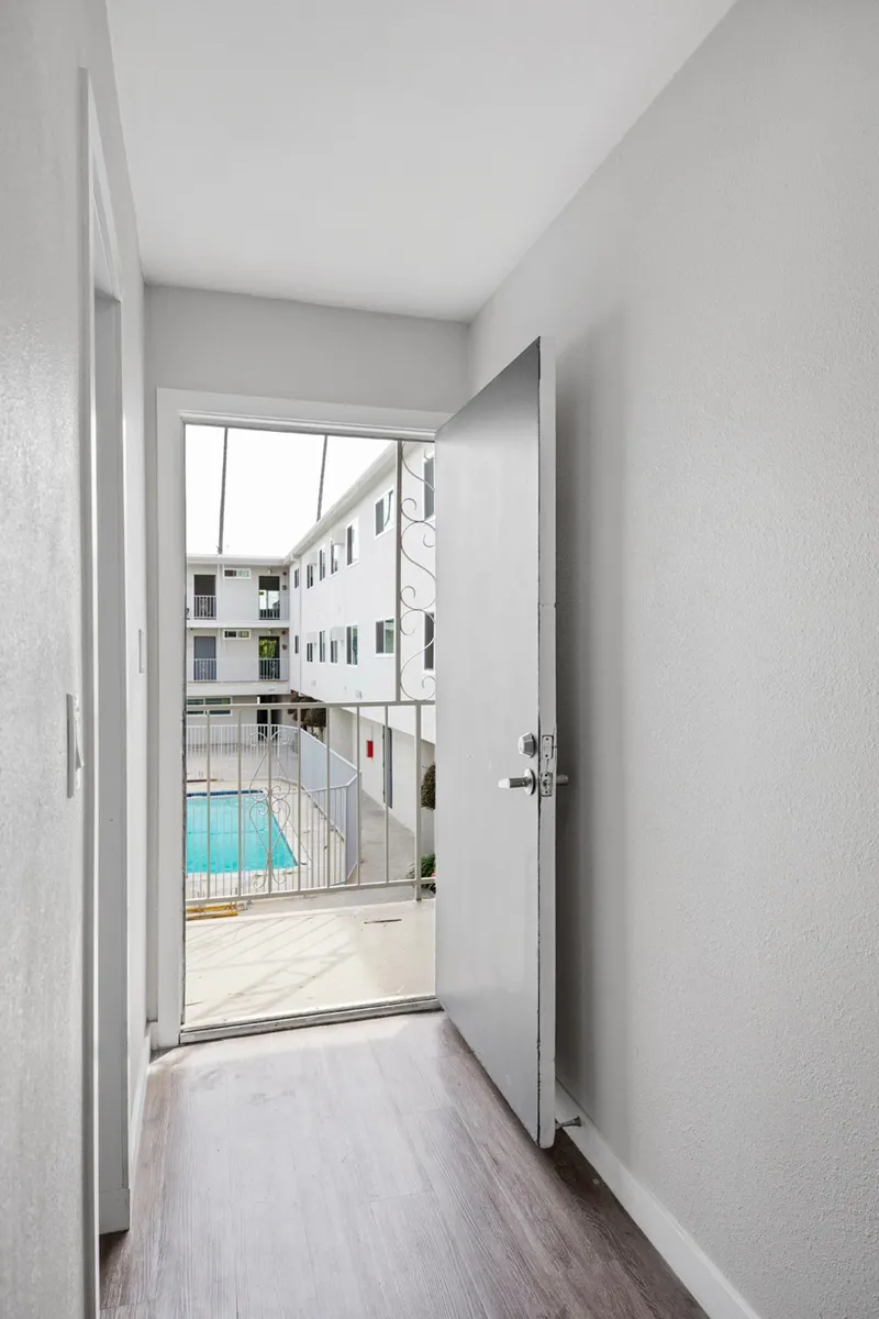 property for rent #25