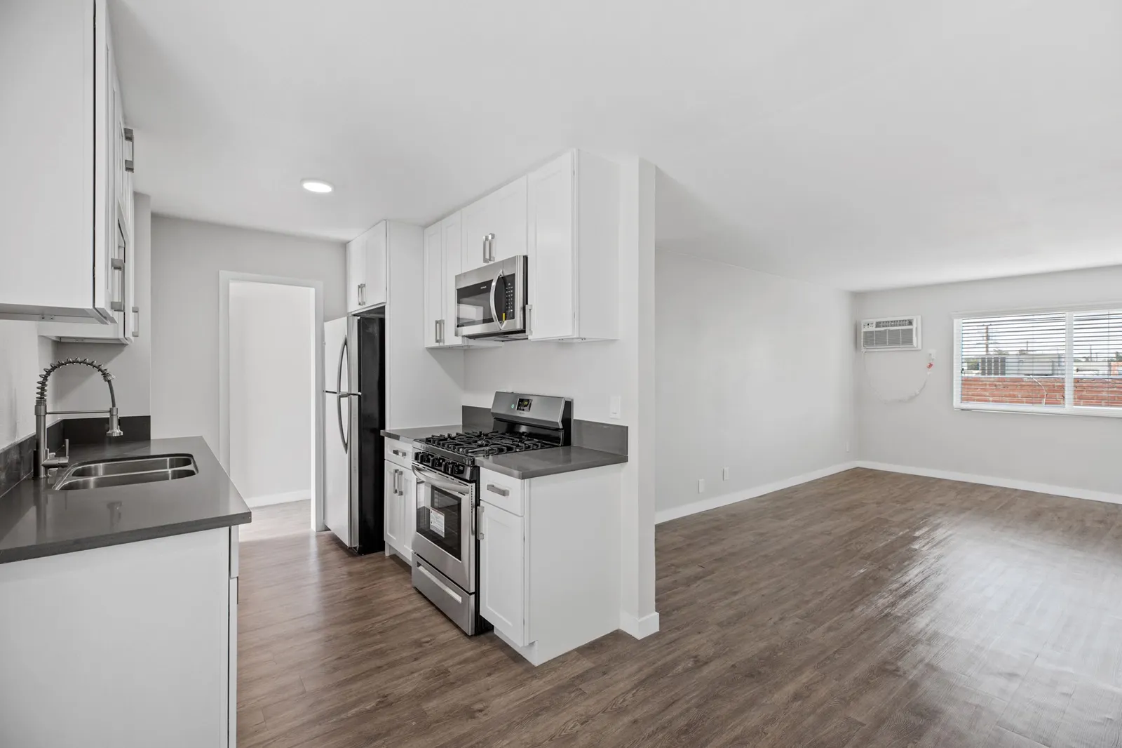 property for rent #20