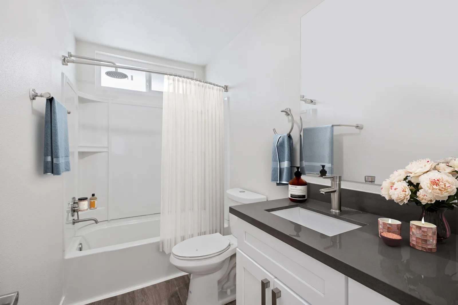 property for rent #9