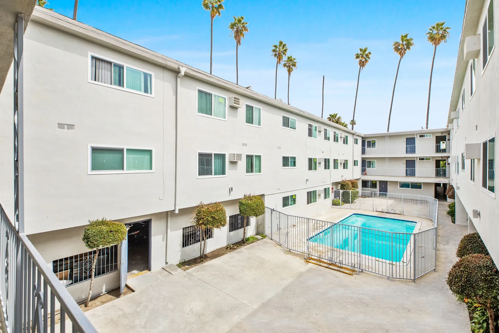 property for rent #8