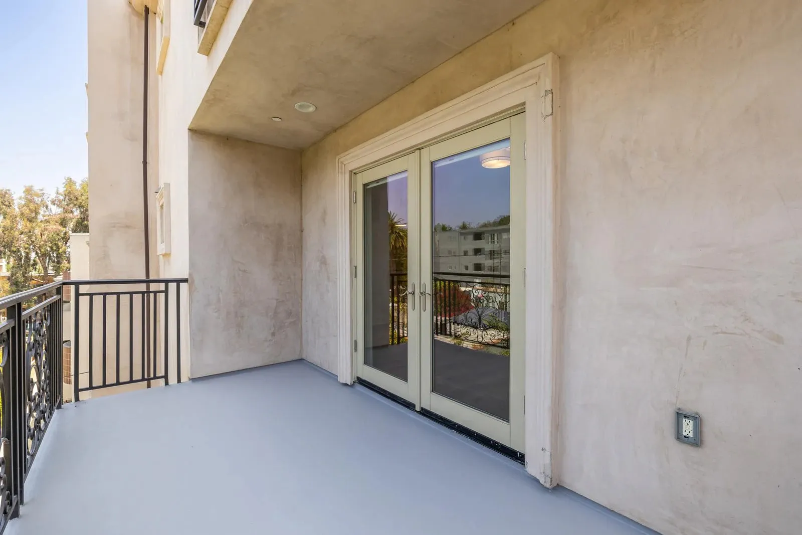 property for rent #42