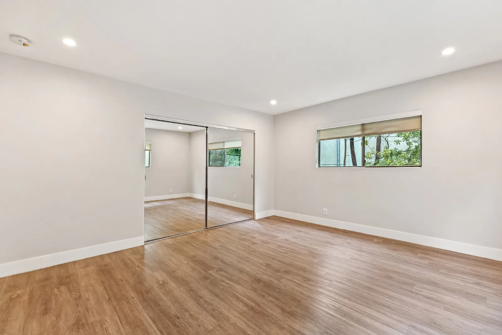 property for rent #16