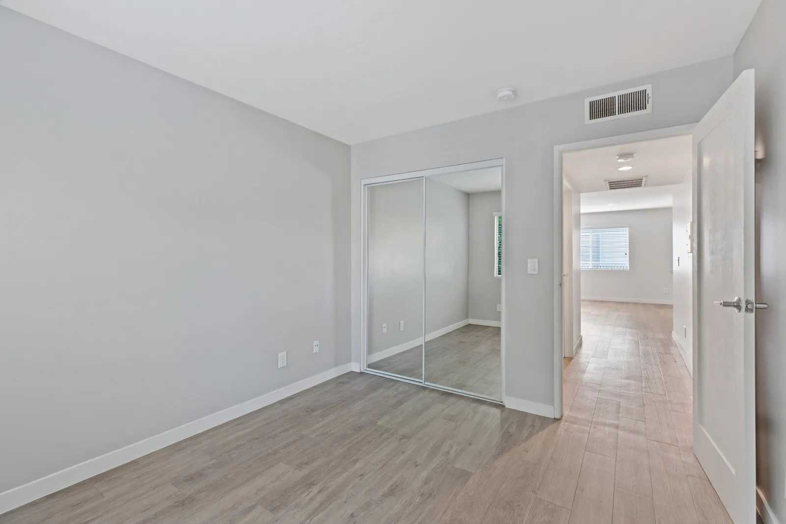 property for rent #14