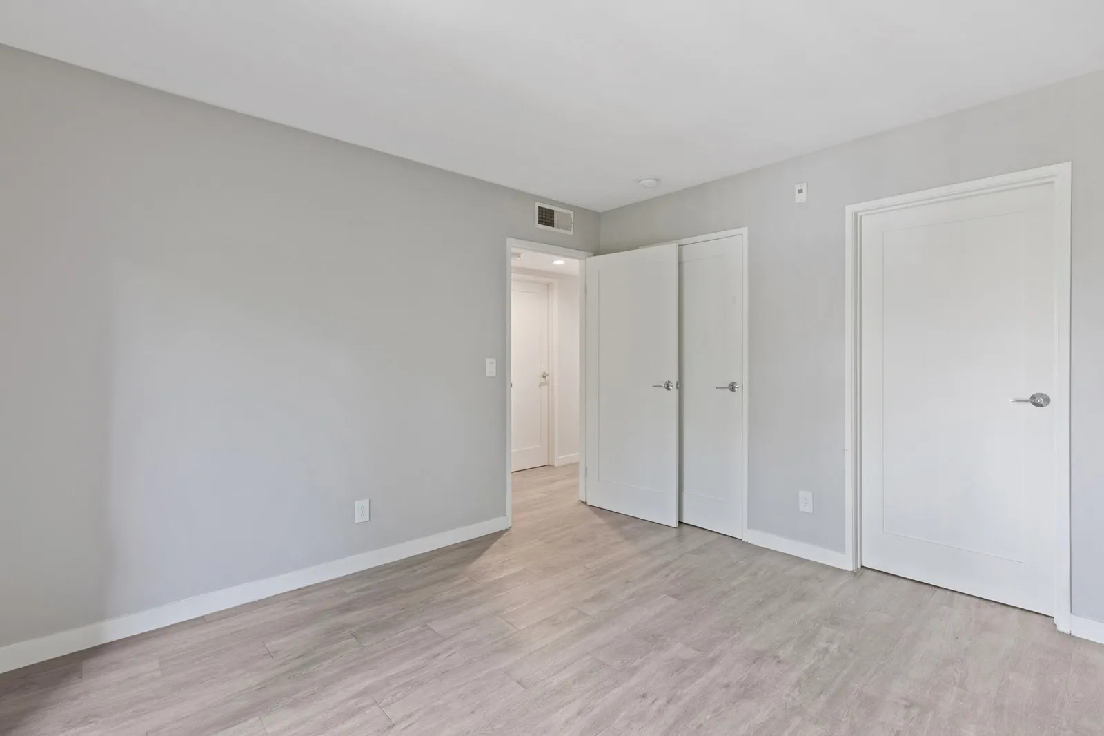 property for rent #13