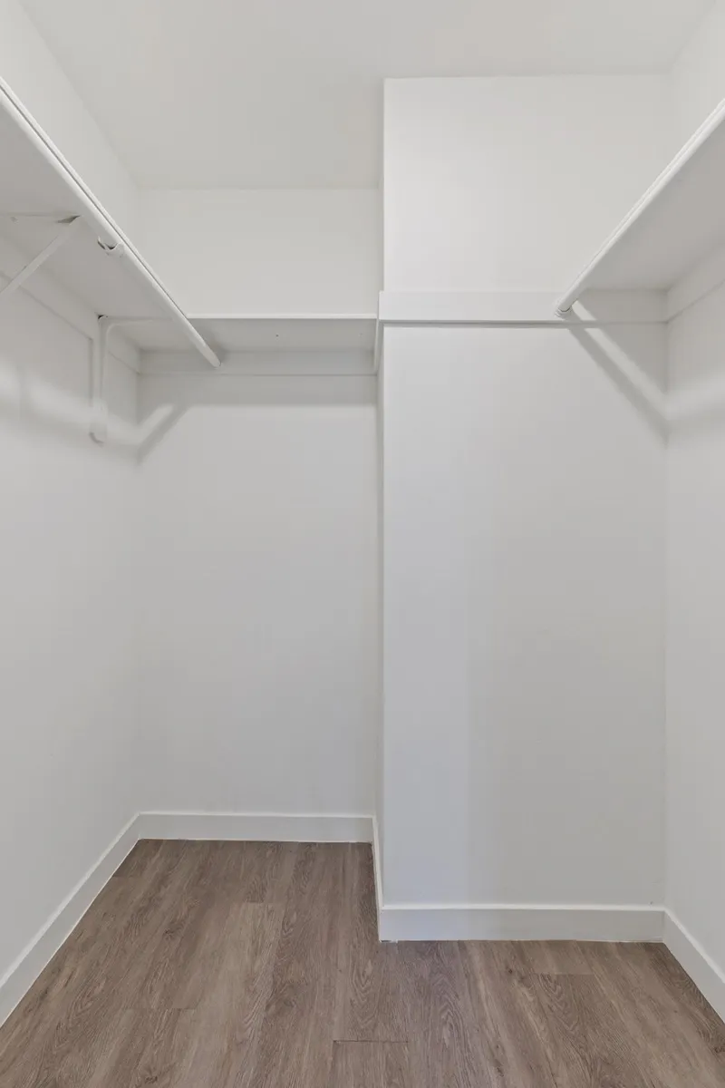 property for rent #16