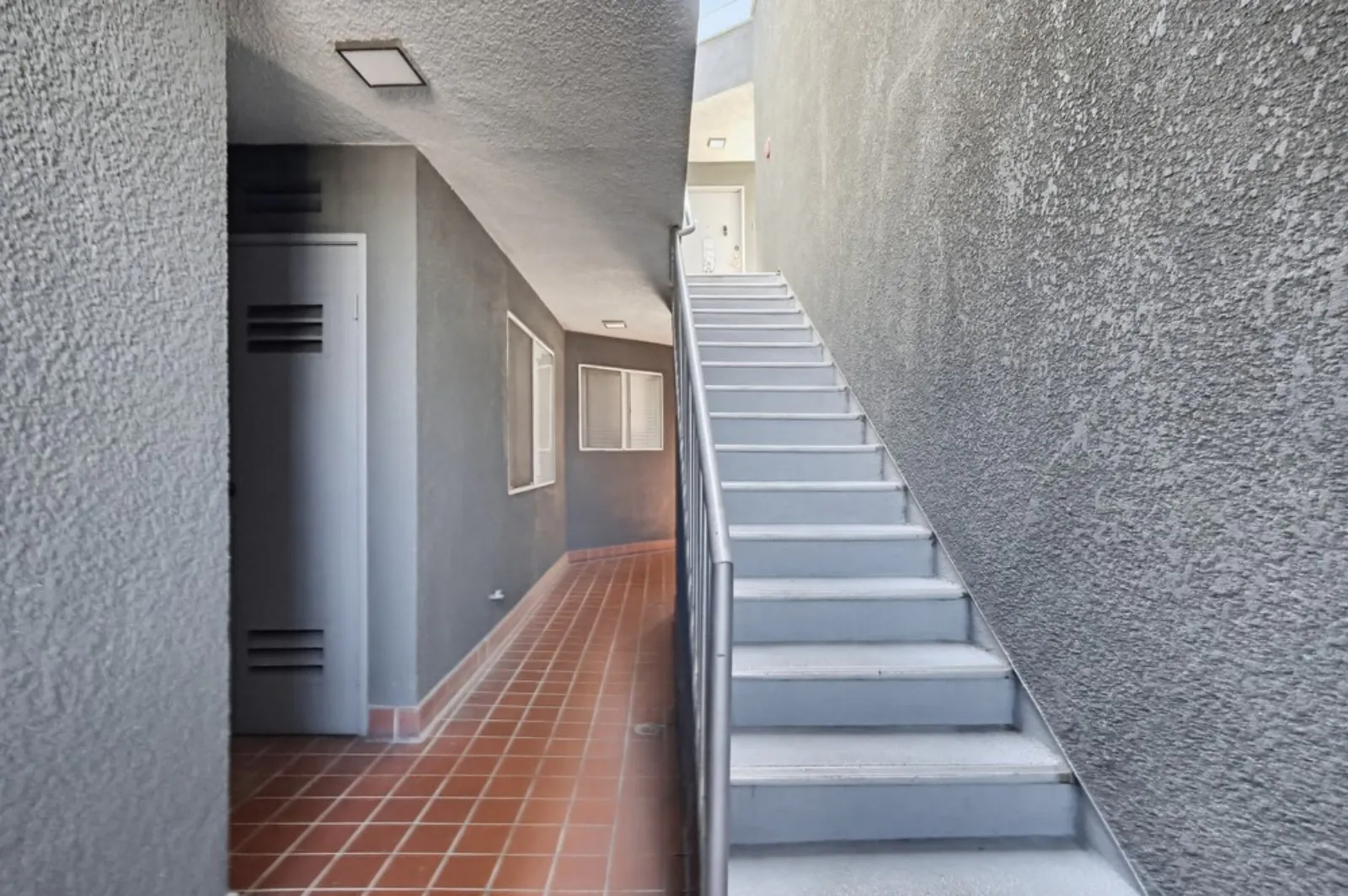 property for rent #13