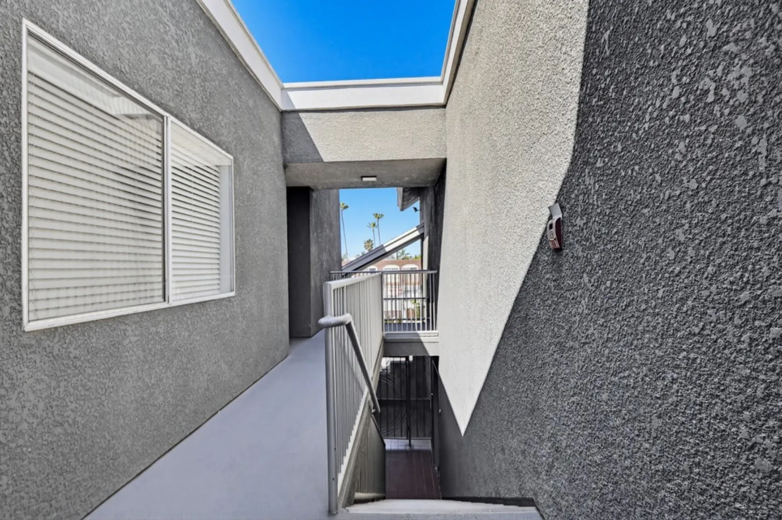 property for rent #9