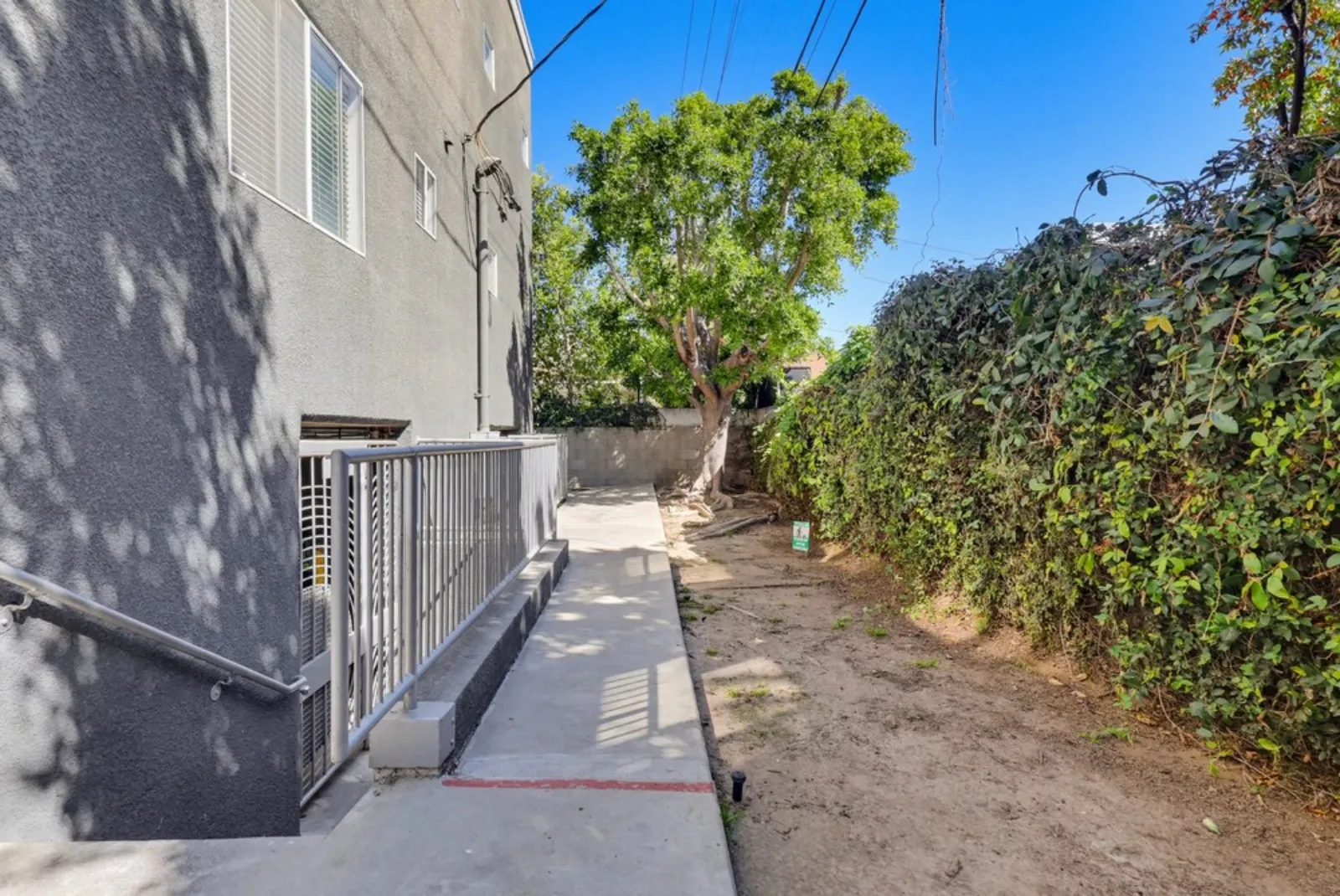 property for rent #10