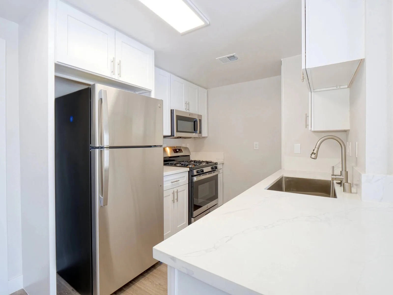 property for rent #7