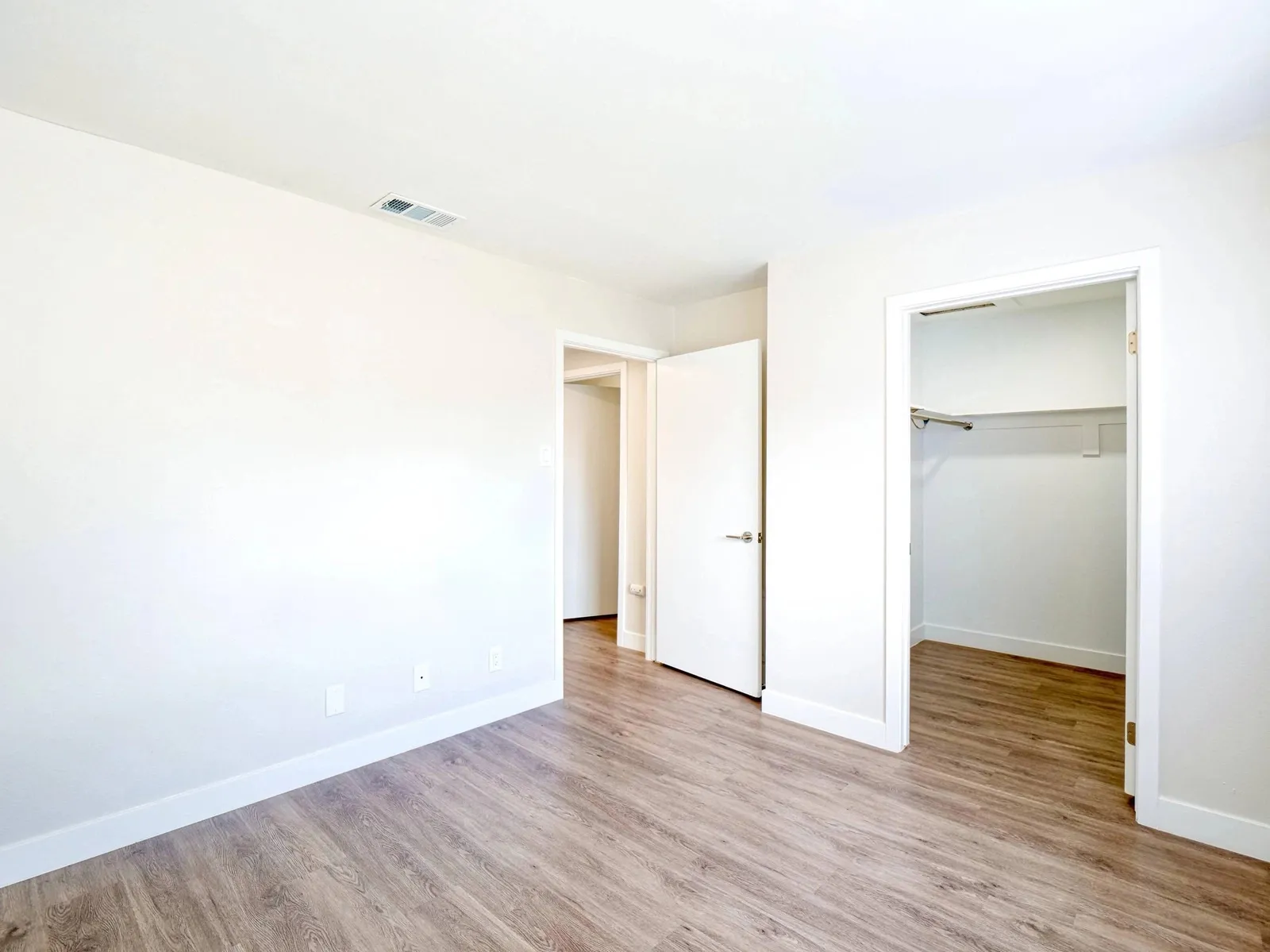 property for rent #15