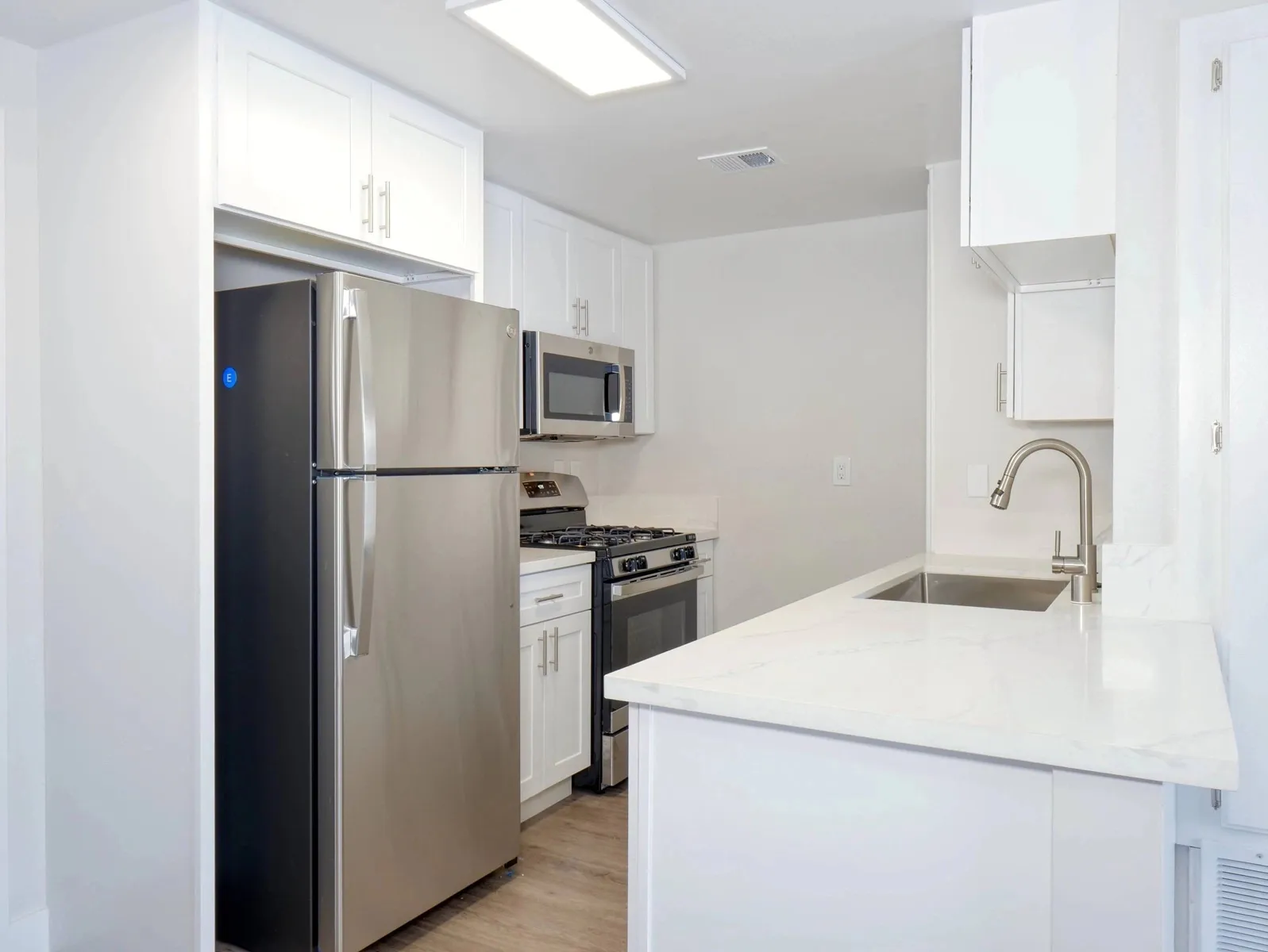 property for rent #5