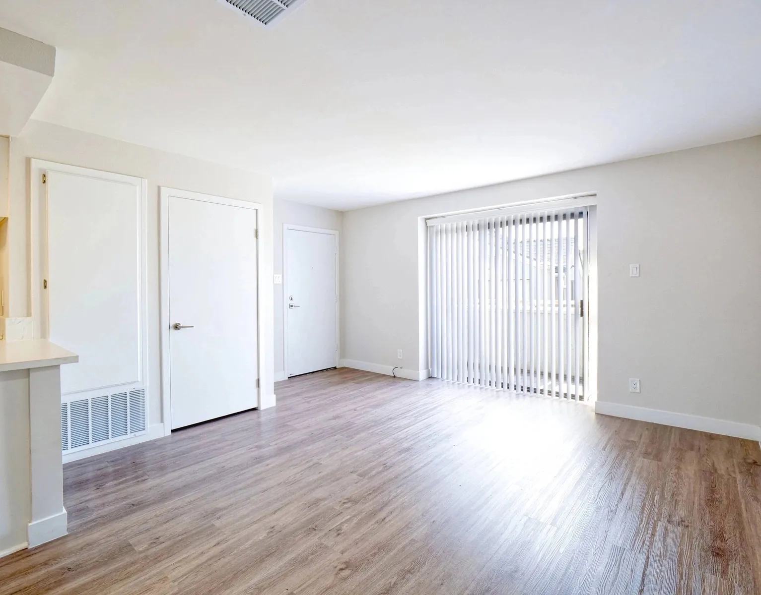 property for rent #14