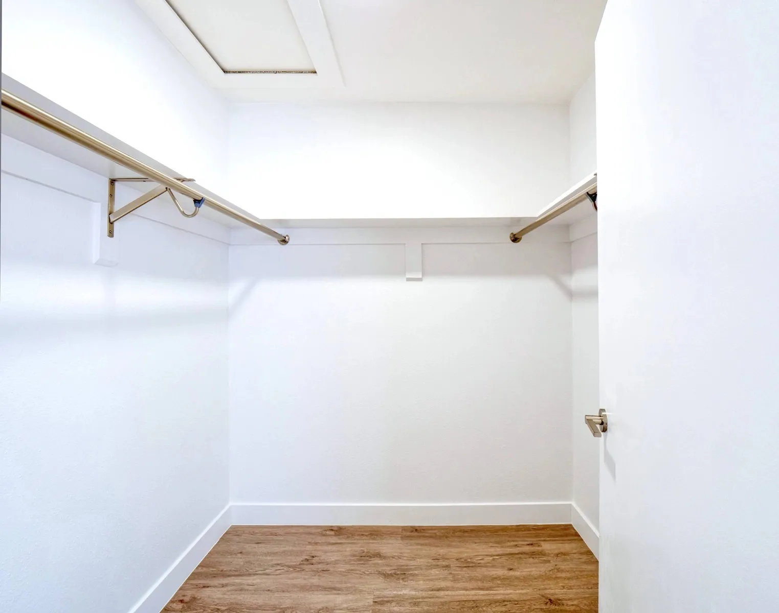 property for rent #16