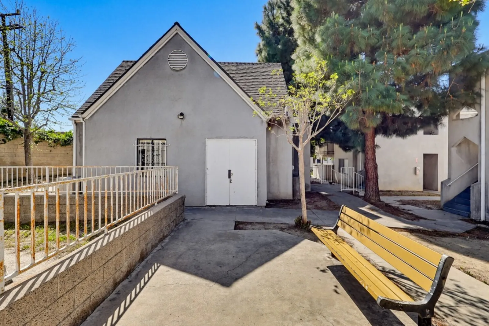 property for rent #14