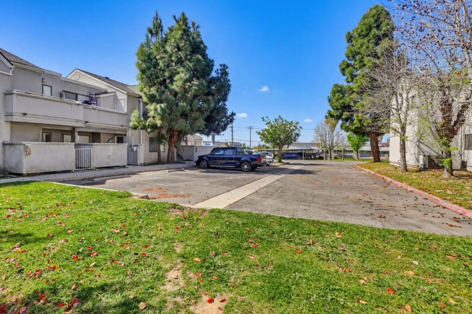 property for rent #20