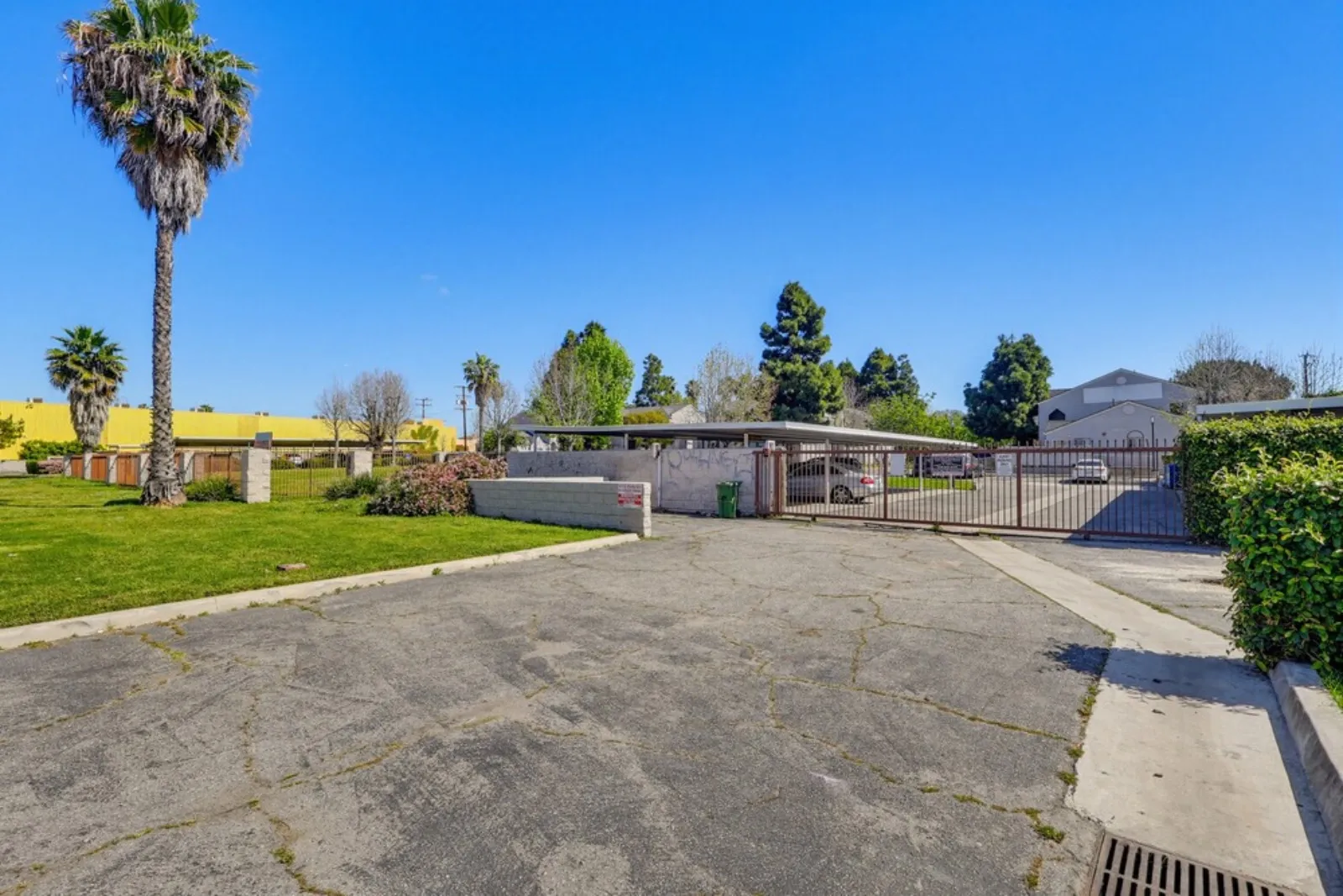 property for rent #30