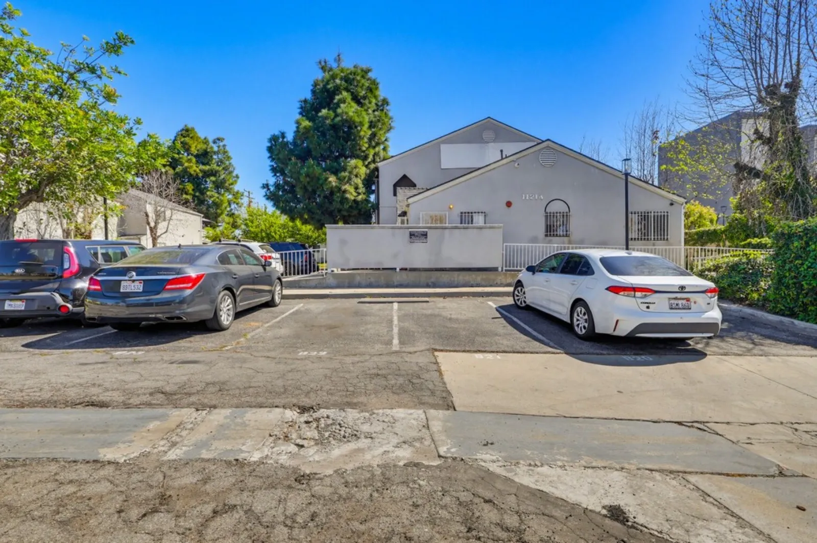 property for rent #40