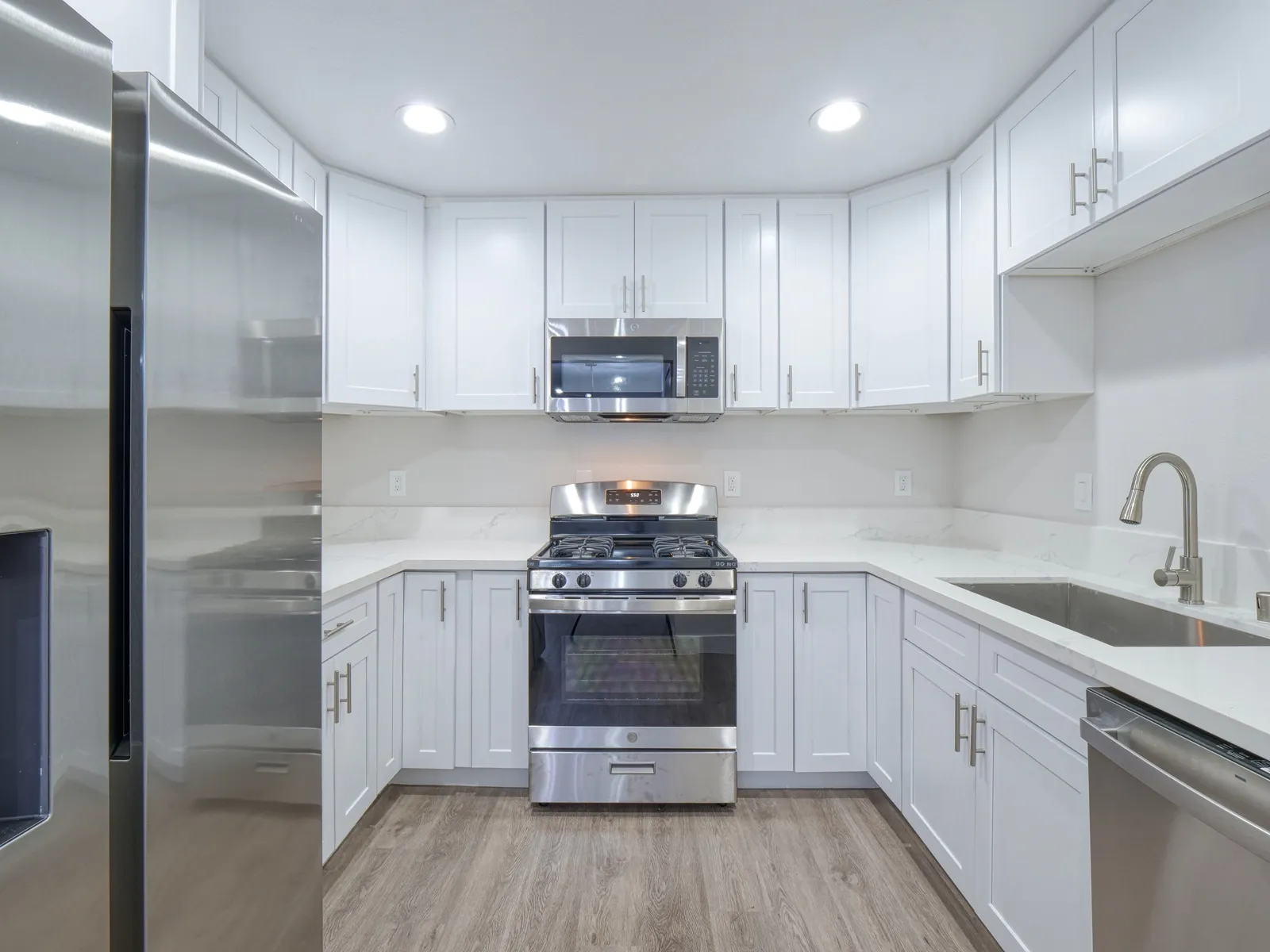 property for rent #4